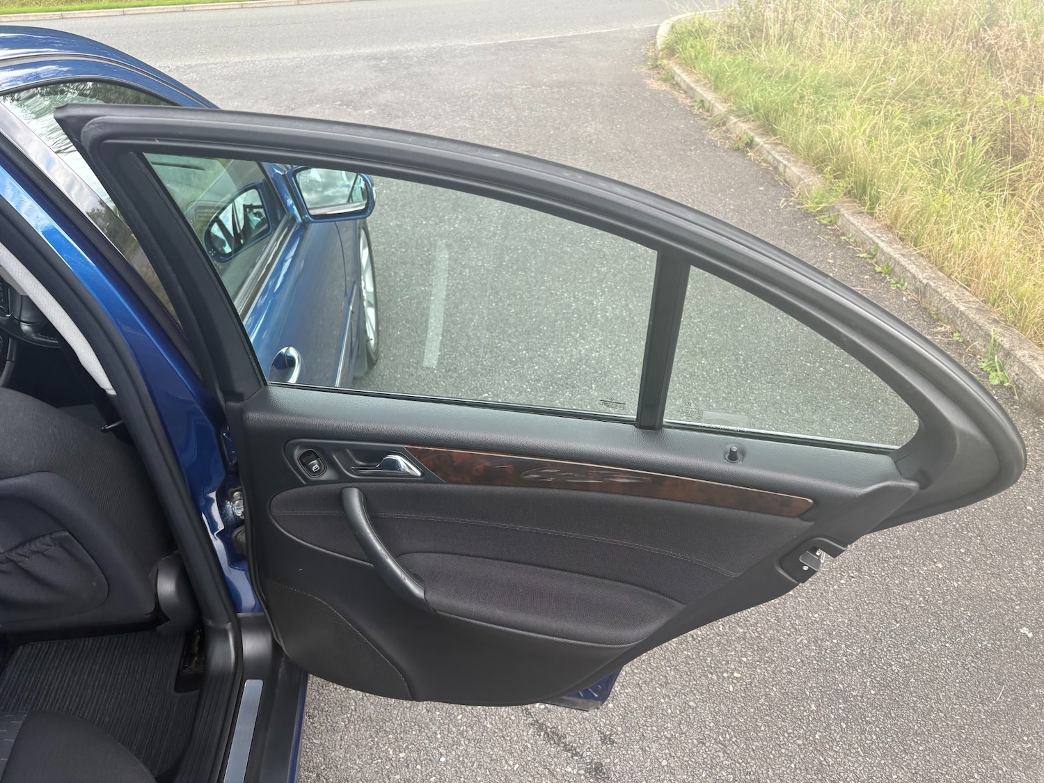 Used Mercedes-Benz C Class 2004 for sale - 75851273: Photo 33