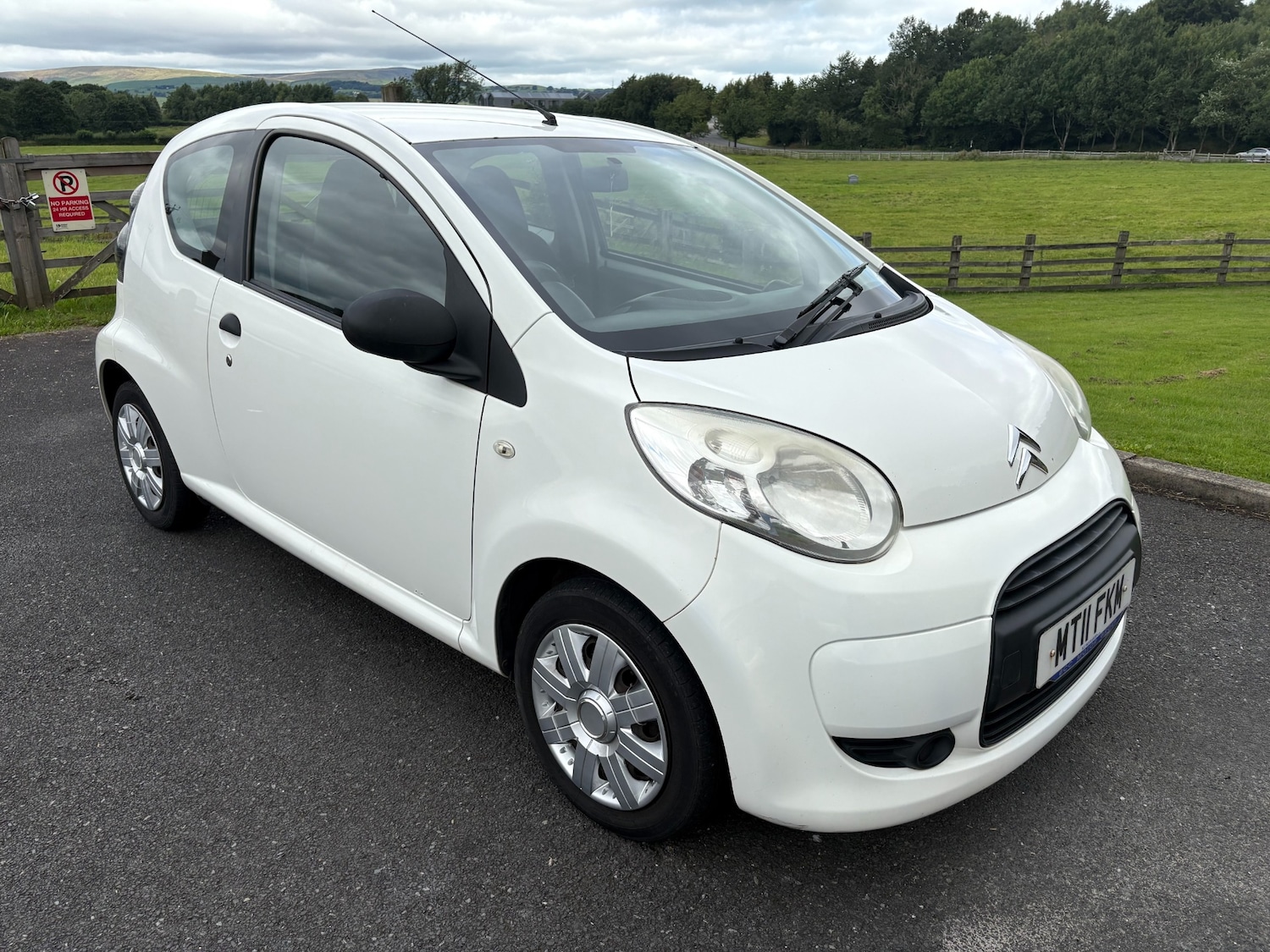 Vehicle 1