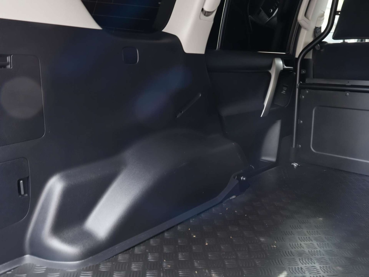 Used Toyota Land Cruiser 2021 for sale - 76797226: Photo 32