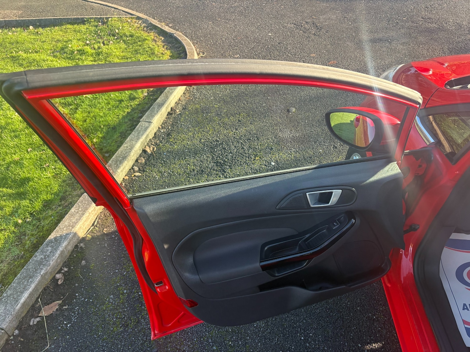 Used Ford Fiesta 2014 for sale - 76707600: Photo 24