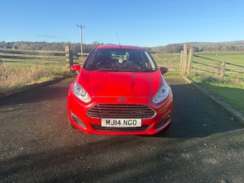 Used Ford Fiesta 2014 for sale - 76707600: Photo