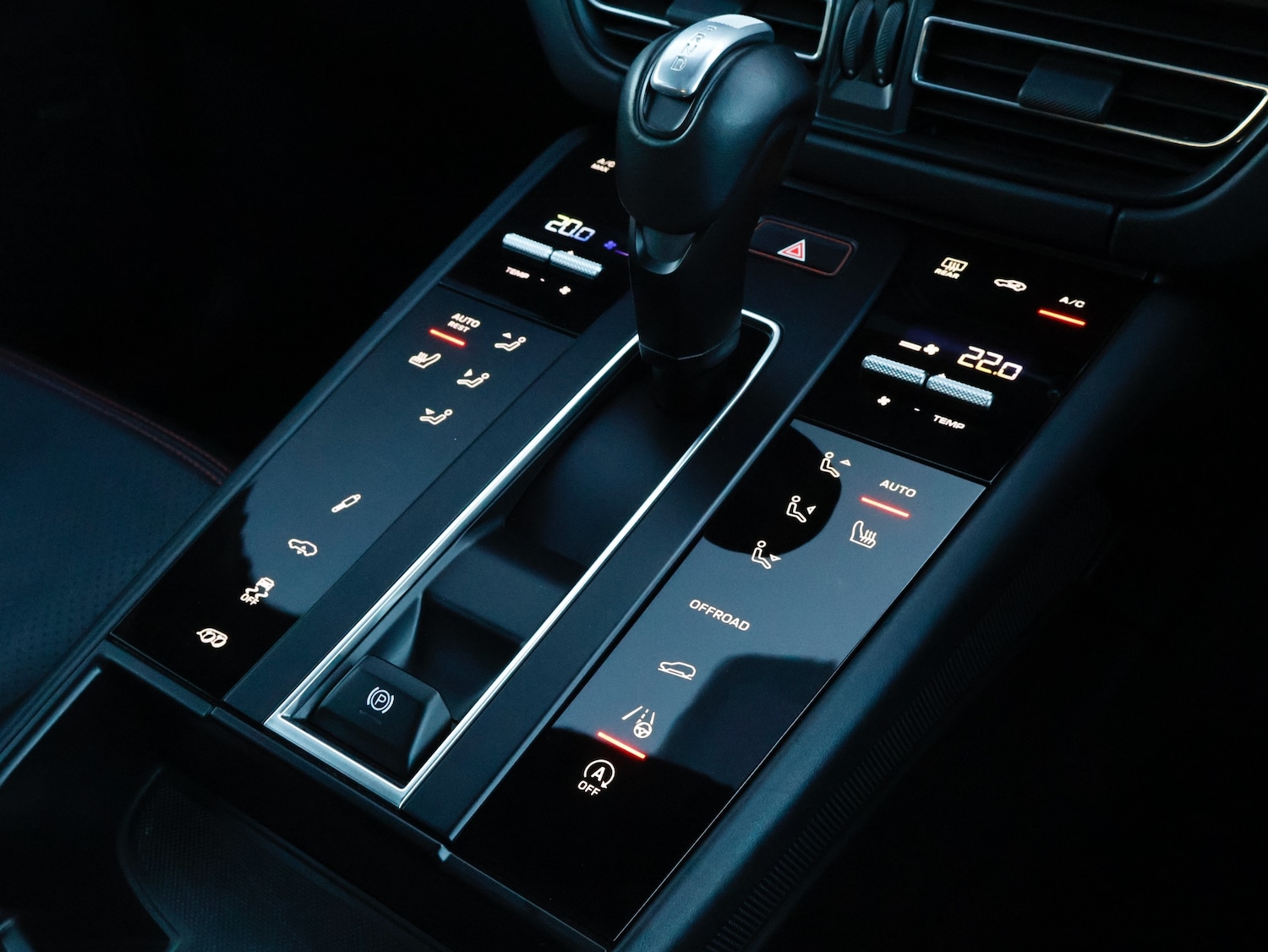 Used Porsche Macan 2023 for sale - 76566354: Photo 27