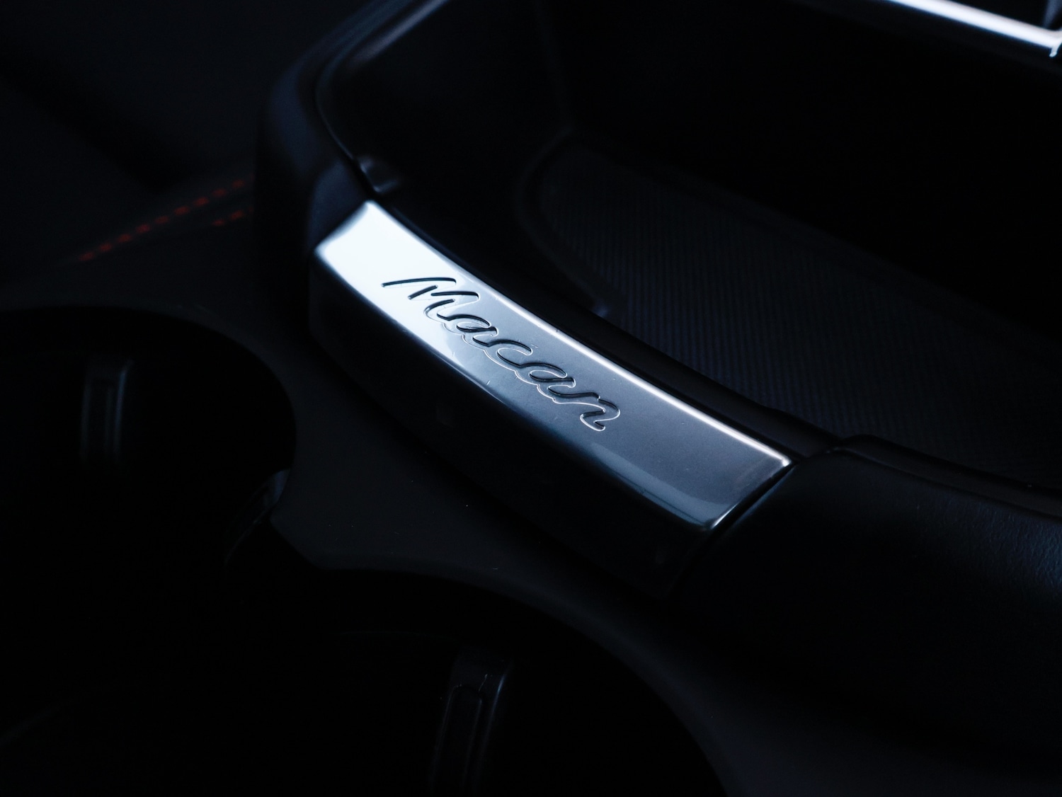 Used Porsche Macan 2023 for sale - 76566354: Photo 29