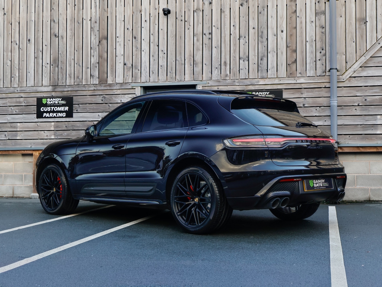 Used Porsche Macan 2023 for sale - 76566354: Photo 3