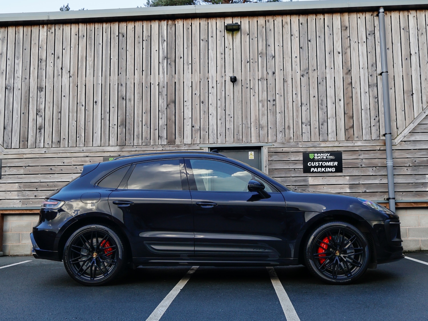 Used Porsche Macan 2023 for sale - 76566354: Photo 8