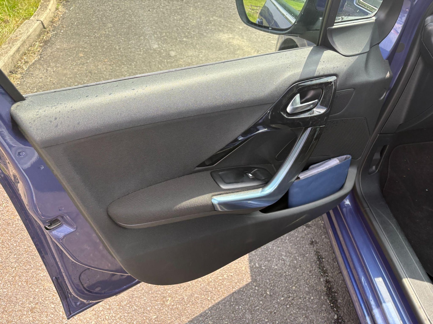 Used Peugeot 208 2013 for sale - 77067290: Photo 24