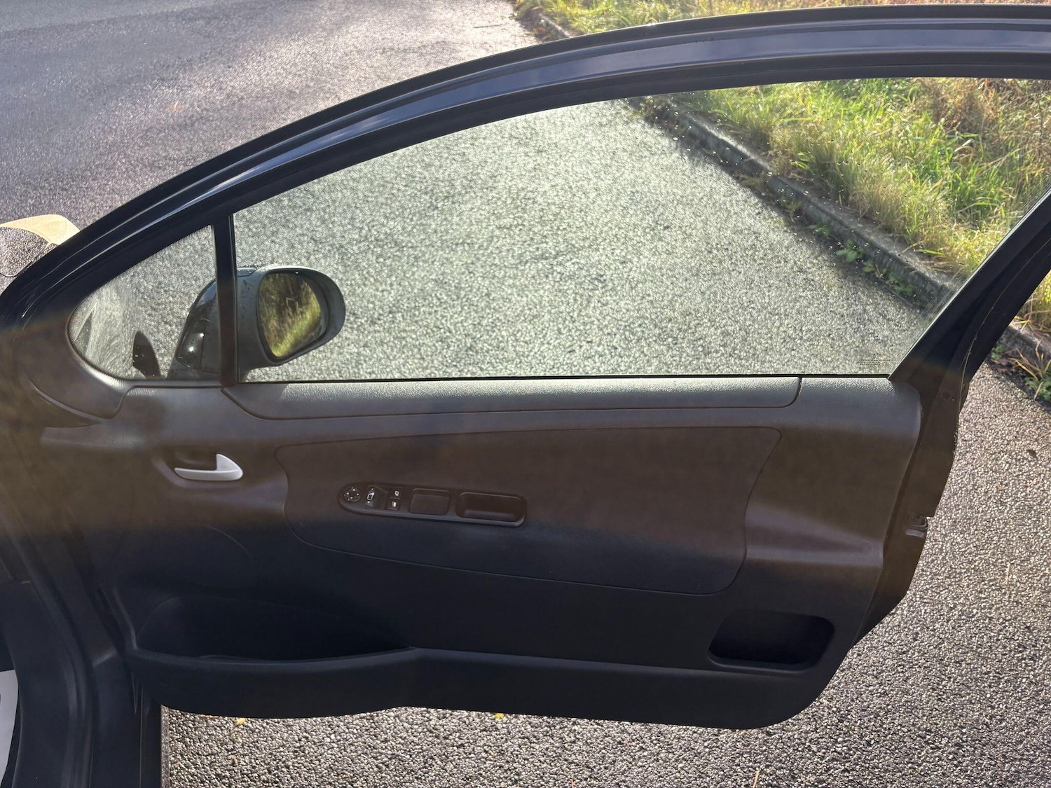 Used Peugeot 207 2010 for sale - 76976241: Photo 15