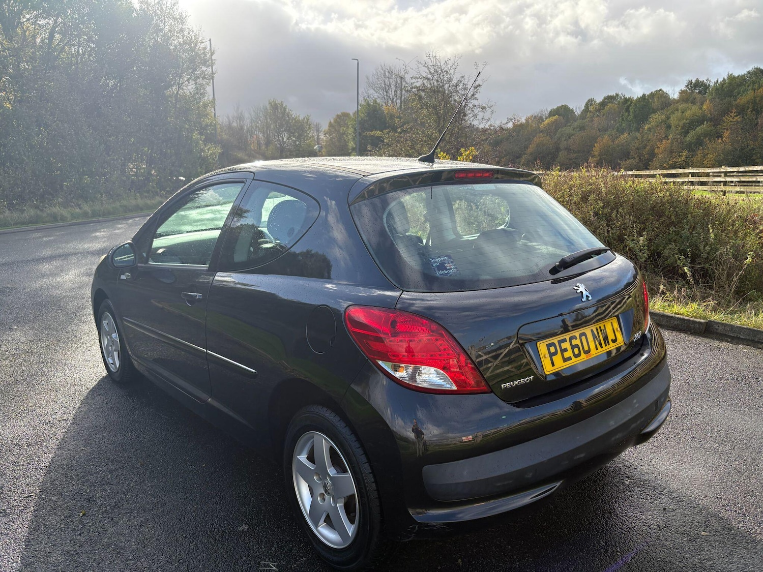 Used Peugeot 207 2010 for sale - 76976241: Photo 9