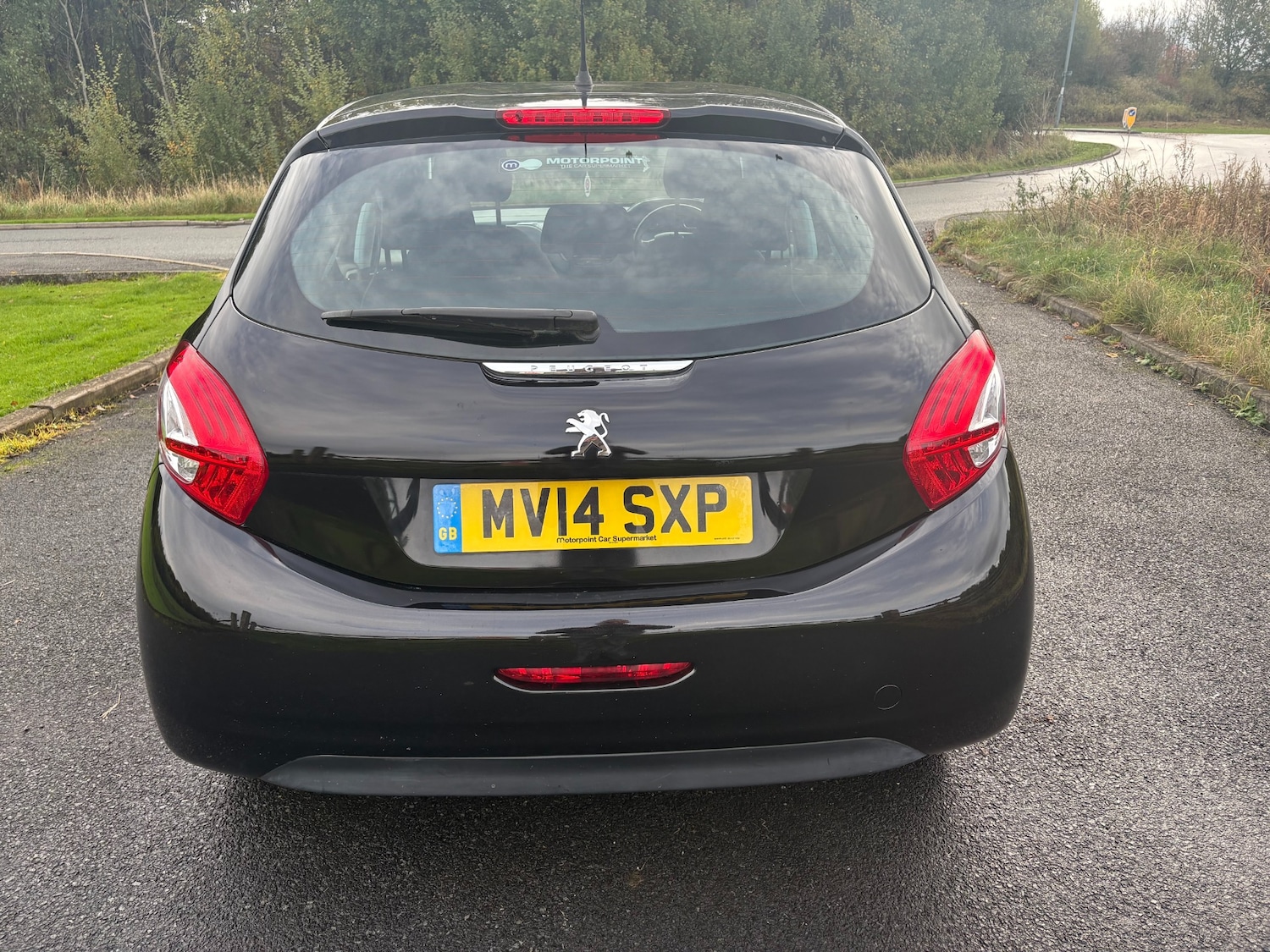 Used Peugeot 208 2014 for sale - 76352293: Photo 10