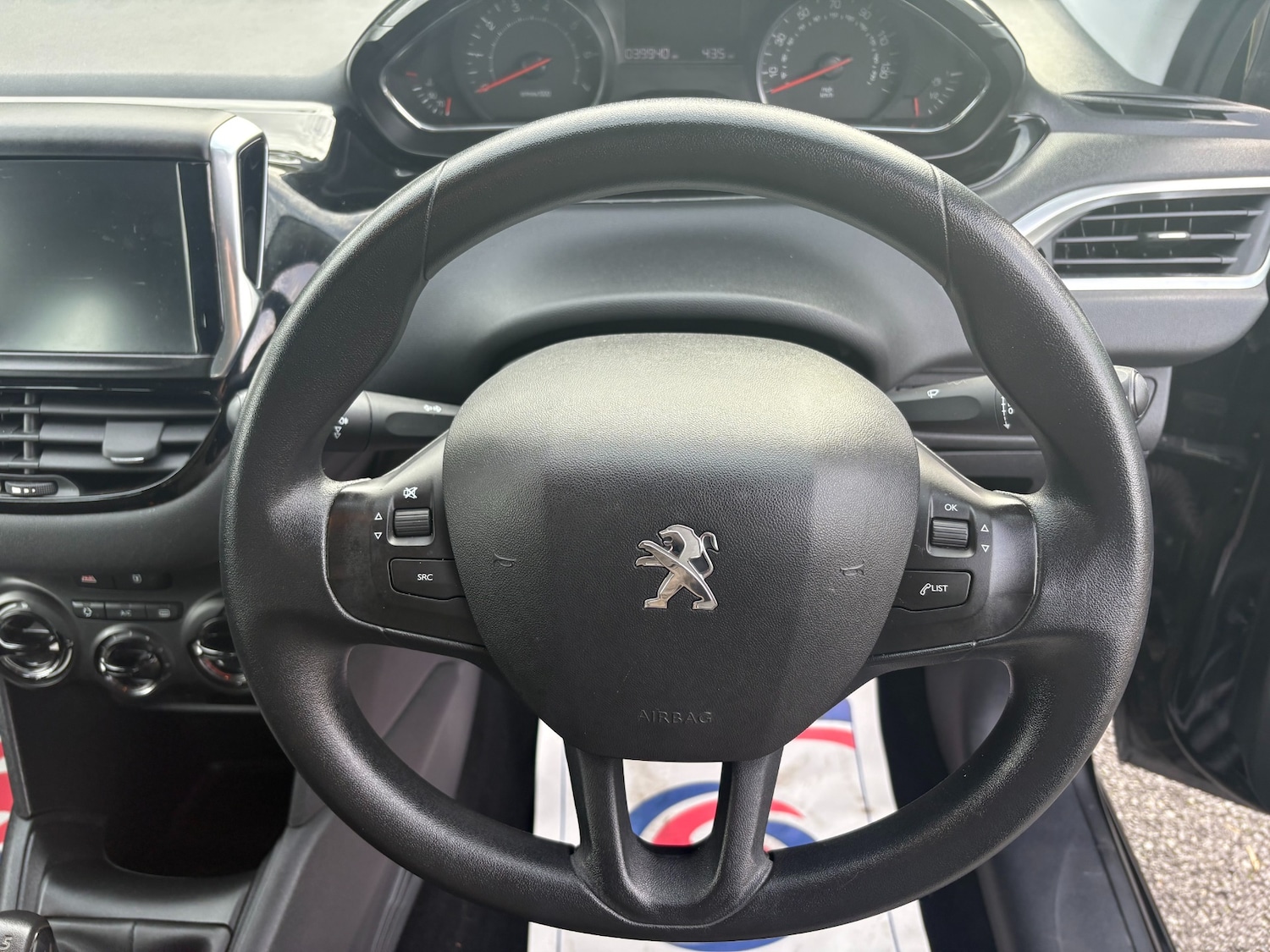 Used Peugeot 208 2014 for sale - 76352293: Photo 19