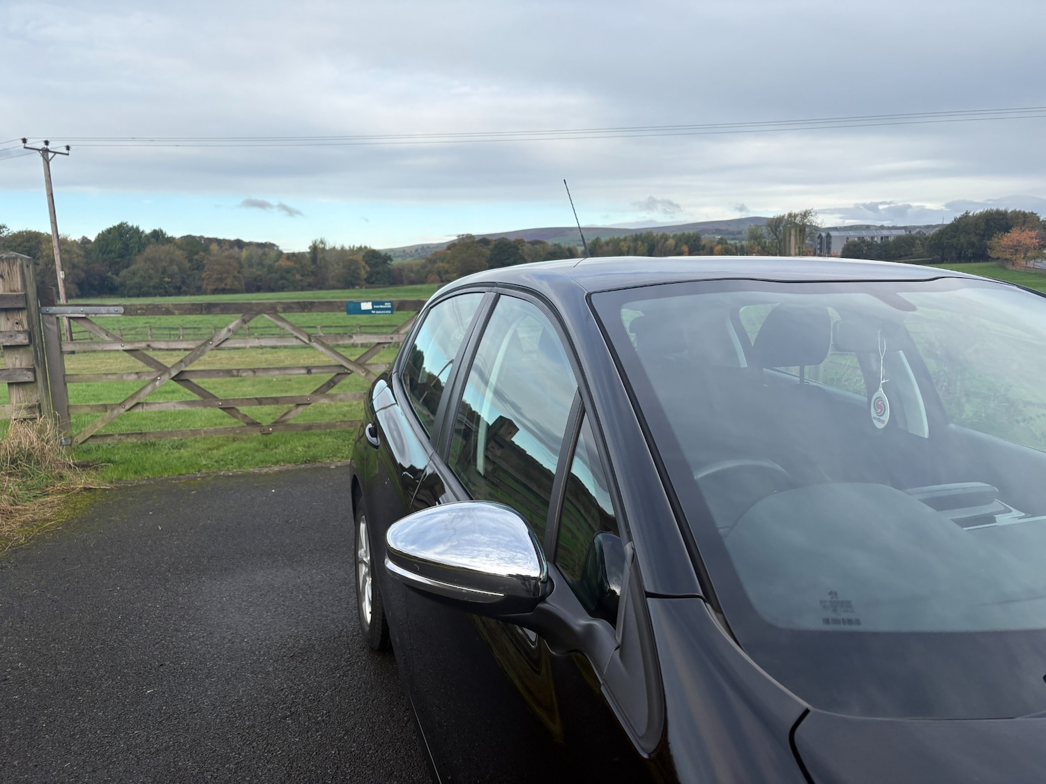 Used Peugeot 208 2014 for sale - 76352293: Photo 6