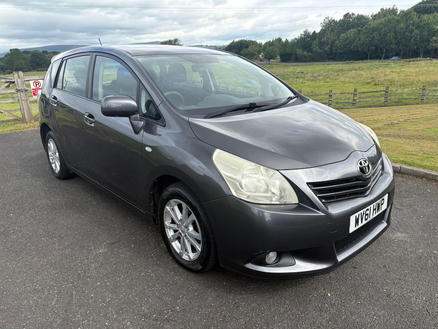 Used Toyota Verso 2011 for sale - 76976391: Photo 1
