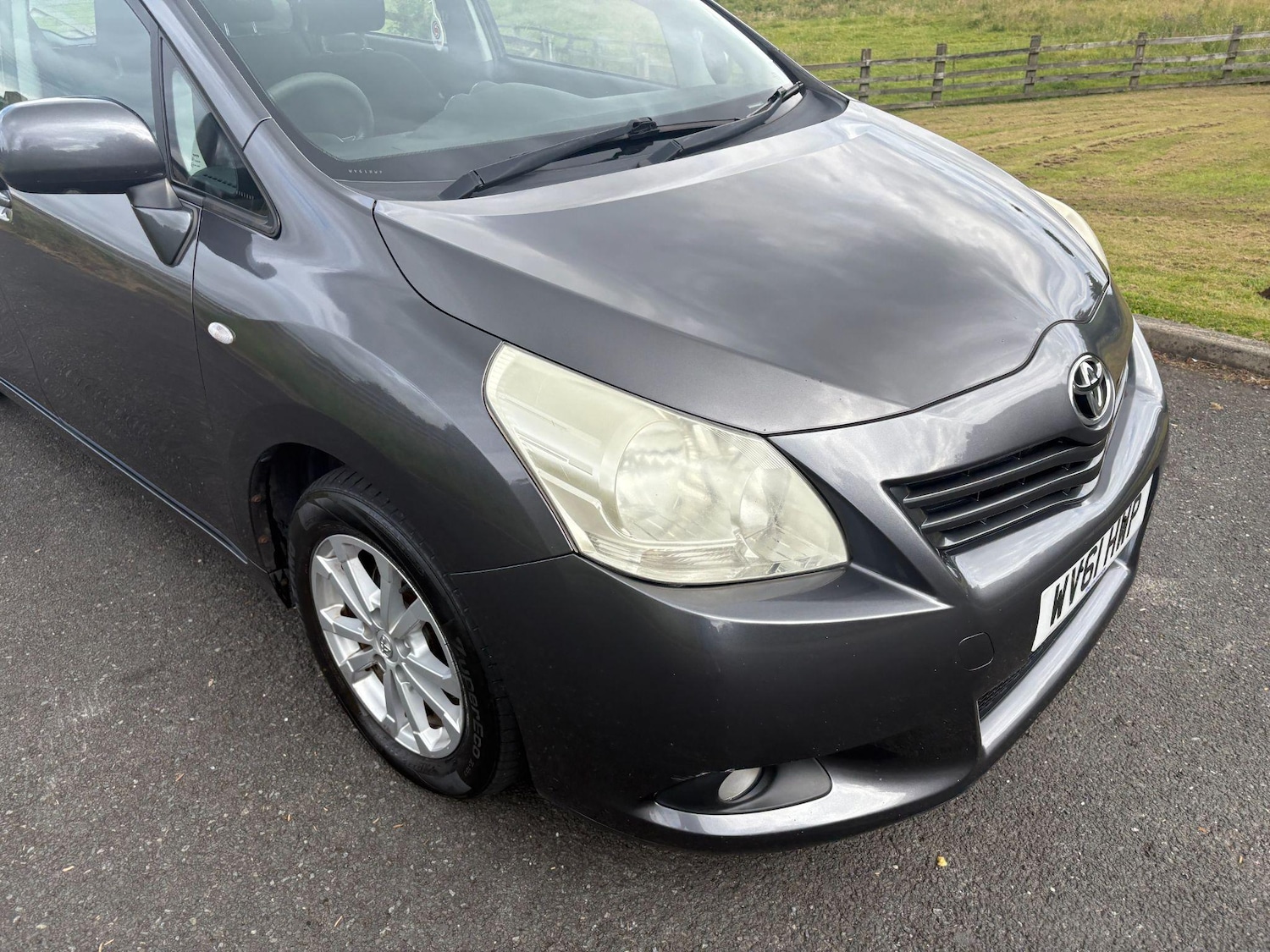 Used Toyota Verso 2011 for sale - 76976391: Photo 11