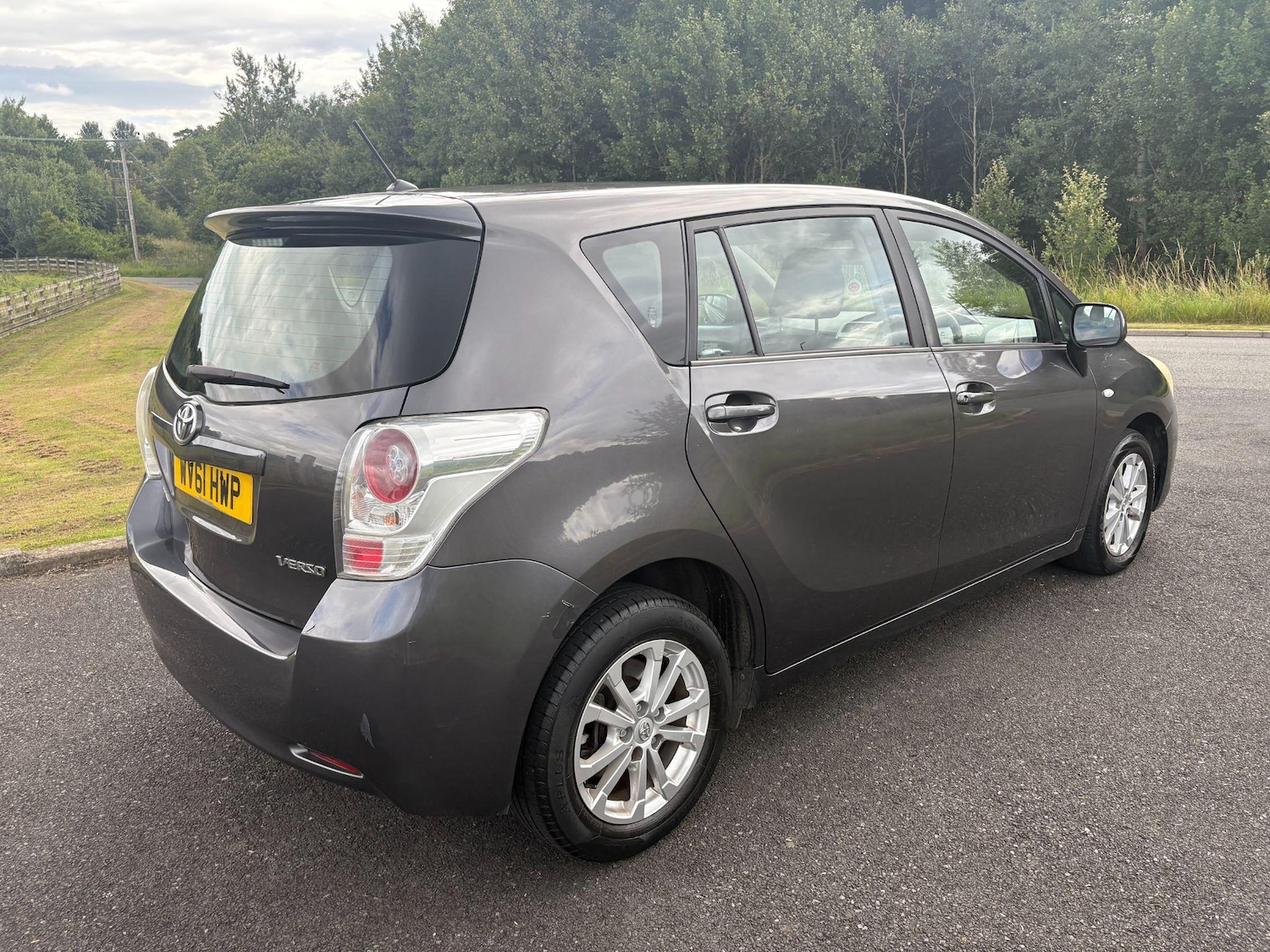 Used Toyota Verso 2011 for sale - 76976391: Photo 7