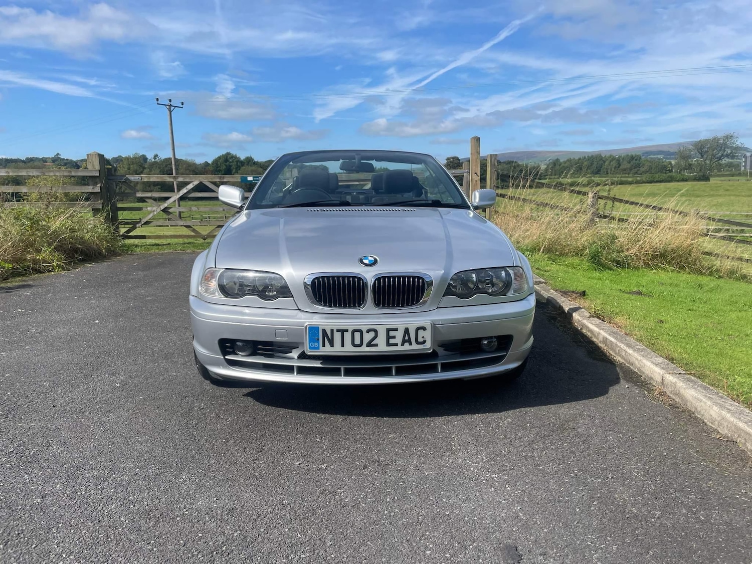 Used BMW 3 Series 2002 for sale - 77120126: Photo 2