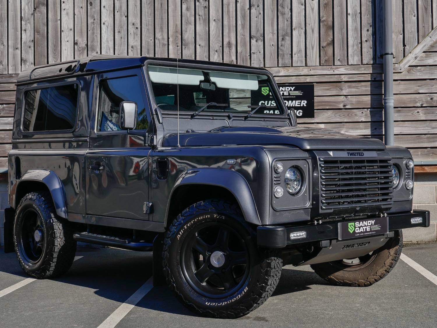 Used Land Rover Defender 2014 for sale - 75904216: Photo 1
