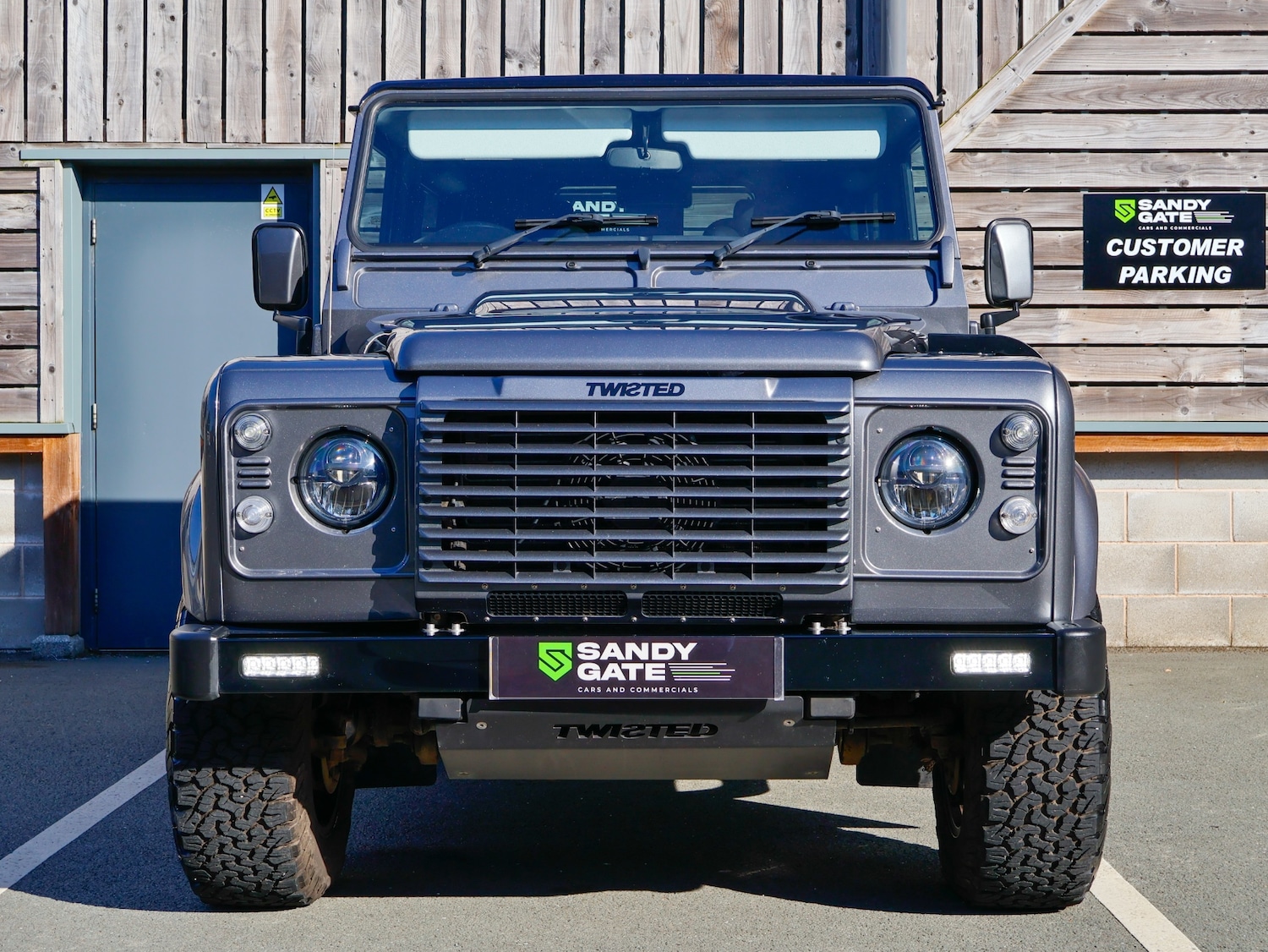 Used Land Rover Defender 2014 for sale - 75904216: Photo 5