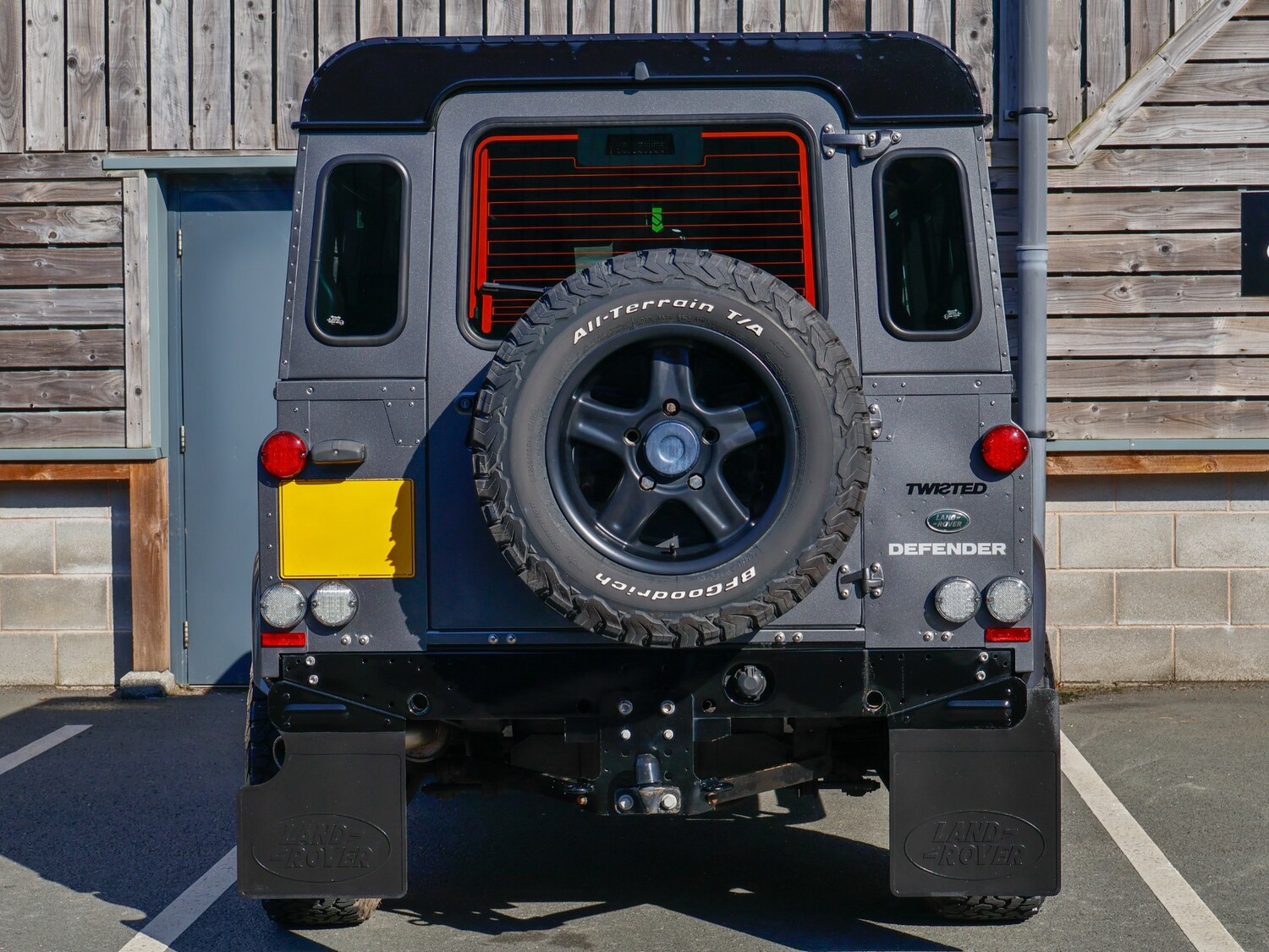 Used Land Rover Defender 2014 for sale - 75904216: Photo 6