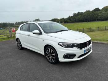 2016 (66) - 1.3 Multijet Lounge 5dr