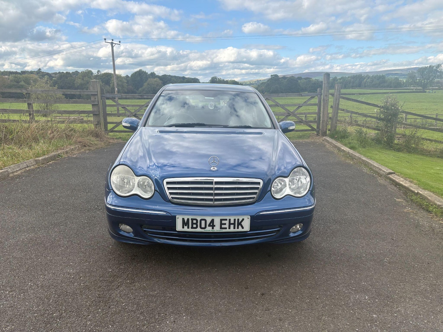 Used Mercedes-Benz C Class 2004 for sale - 77073915: Photo 2