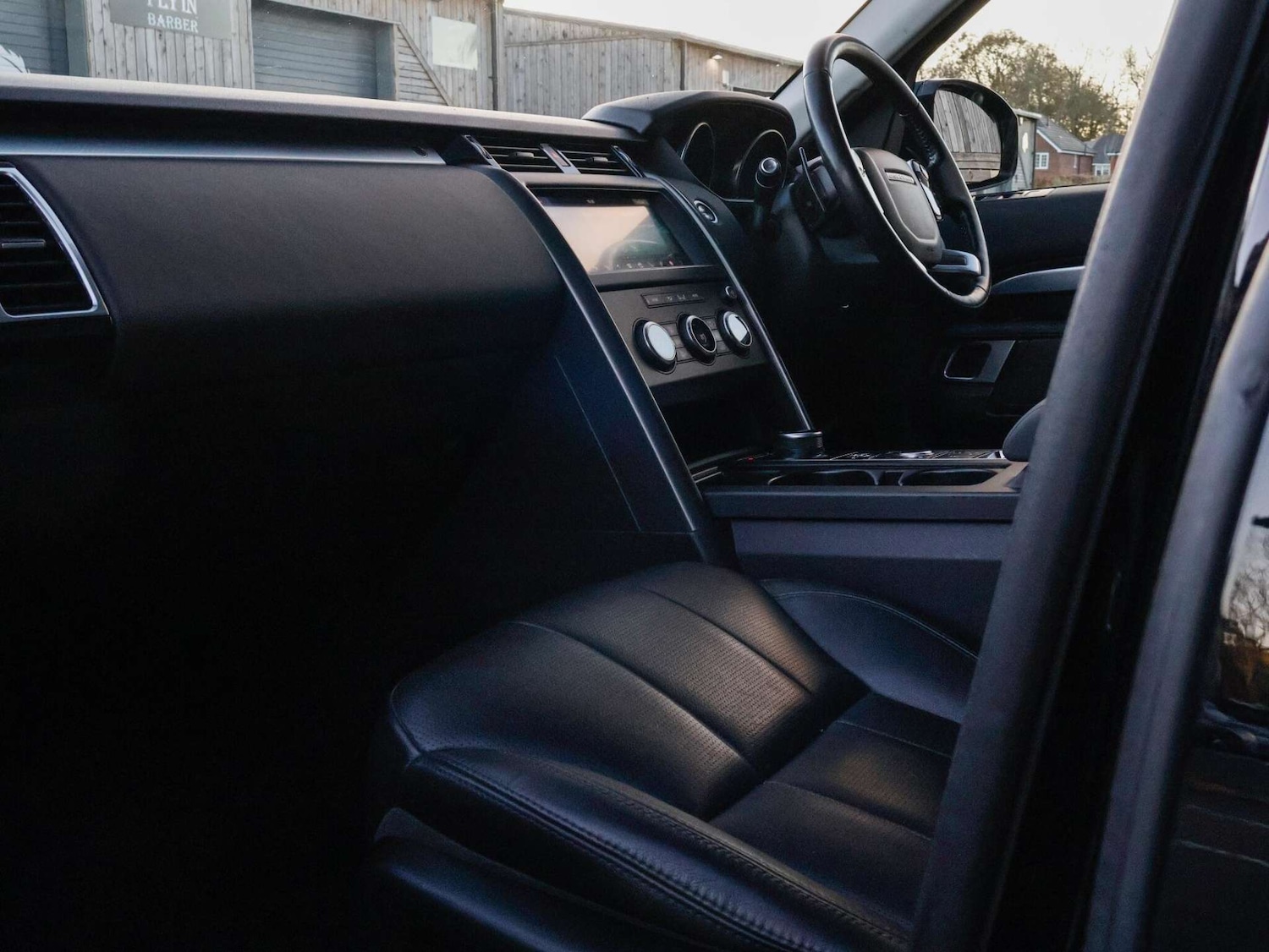 Used Land Rover Discovery 2020 for sale - 76797238: Photo 25