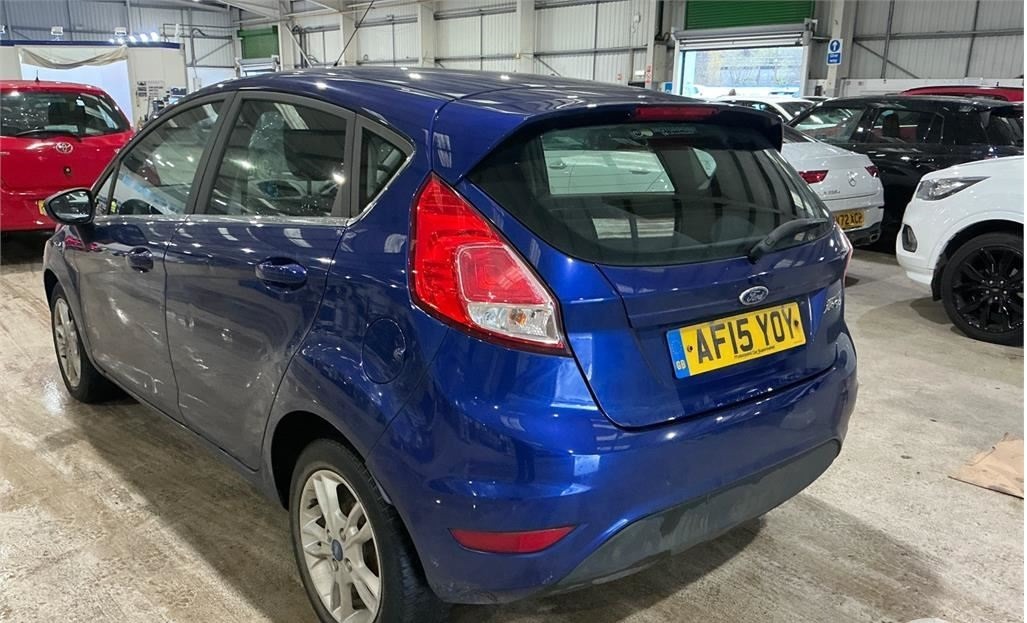 Used Ford Fiesta 2015 for sale - 76748972: Photo 2