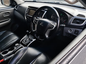 Used Mitsubishi L200 2018 for sale - 76492478: Photo