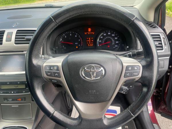 Used Toyota Avensis 2012 for sale - 76976457: Photo 12