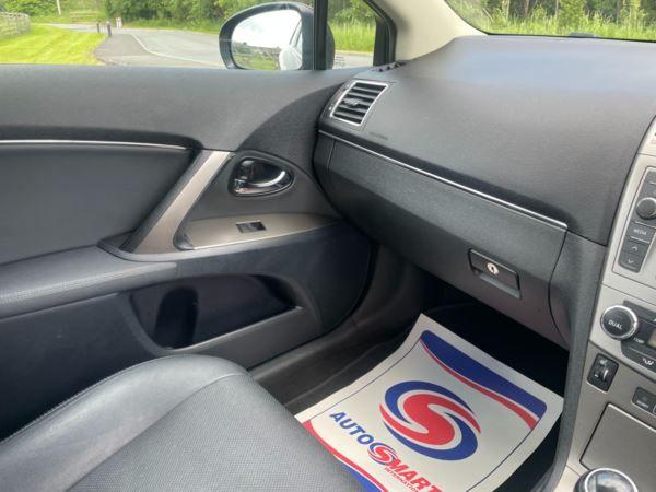 Used Toyota Avensis 2012 for sale - 76976457: Photo 18