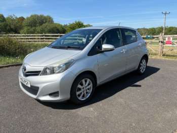 Used Toyota Yaris 2011 for sale - 74491950: Photo