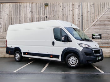 Used Peugeot Boxer 2018 for sale - 76976627: Photo