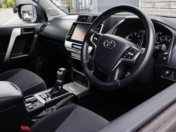 Used Toyota Land Cruiser 2023 for sale - 76231121: Photo