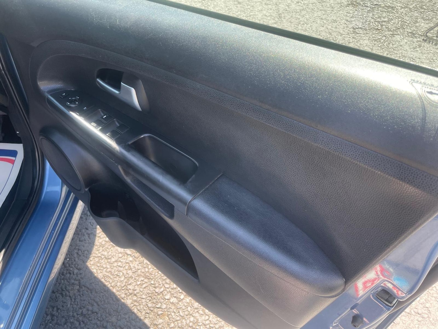 Used Kia Venga 2013 for sale - 76976811: Photo 11