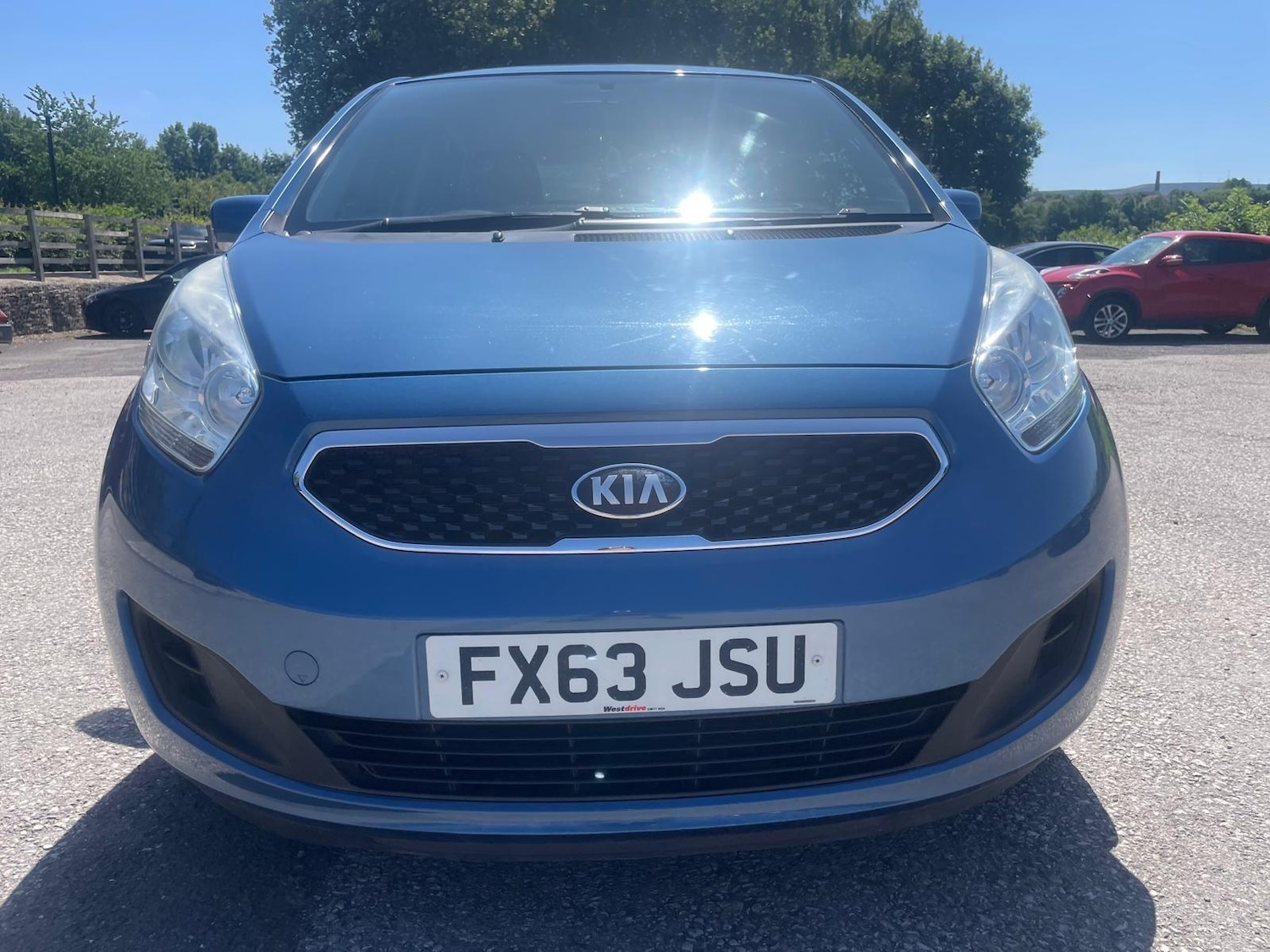 Used Kia Venga 2013 for sale - 76976811: Photo 2