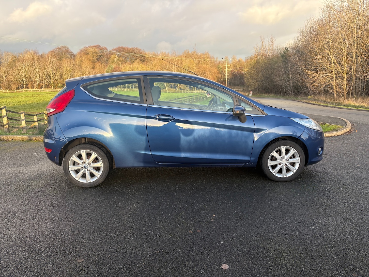 Used Ford Fiesta 2009 for sale - 76735009: Photo 10