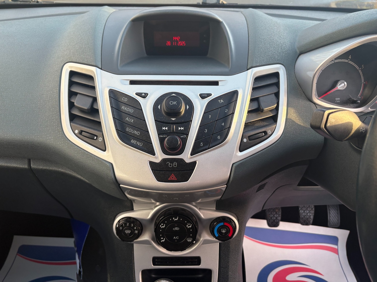 Used Ford Fiesta 2009 for sale - 76735009: Photo 17