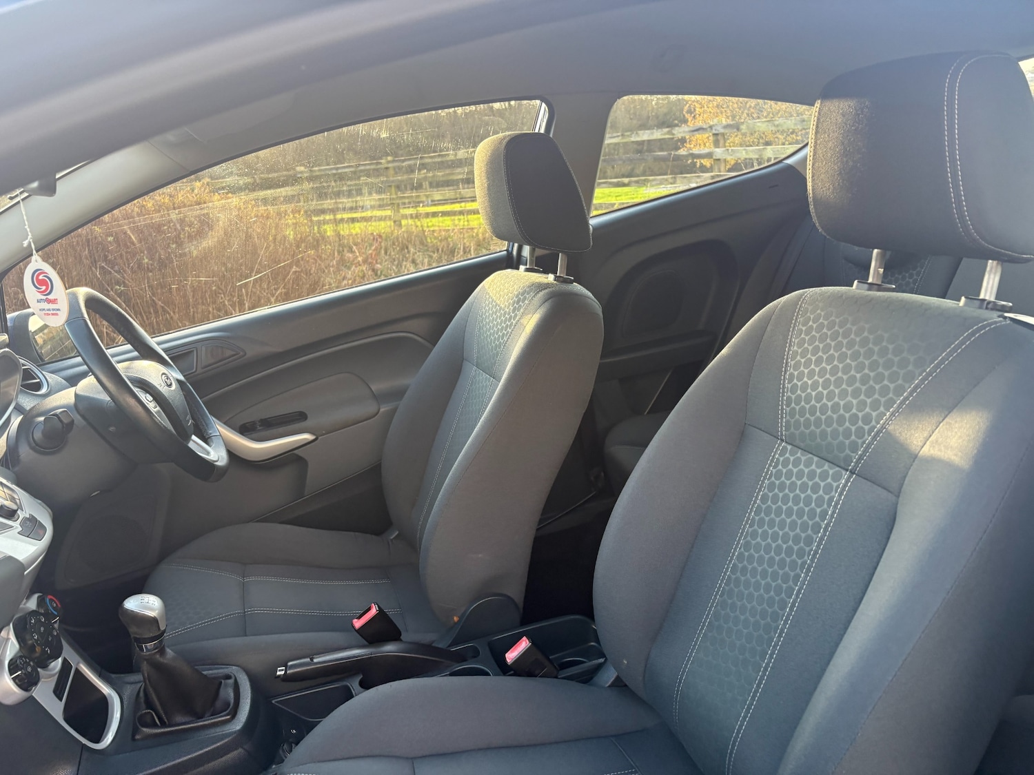 Used Ford Fiesta 2009 for sale - 76735009: Photo 25