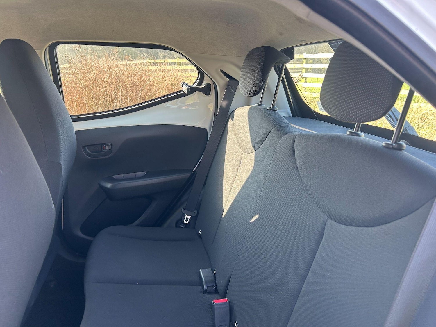 Used Toyota AYGO 2017 for sale - 77468675: Photo 24