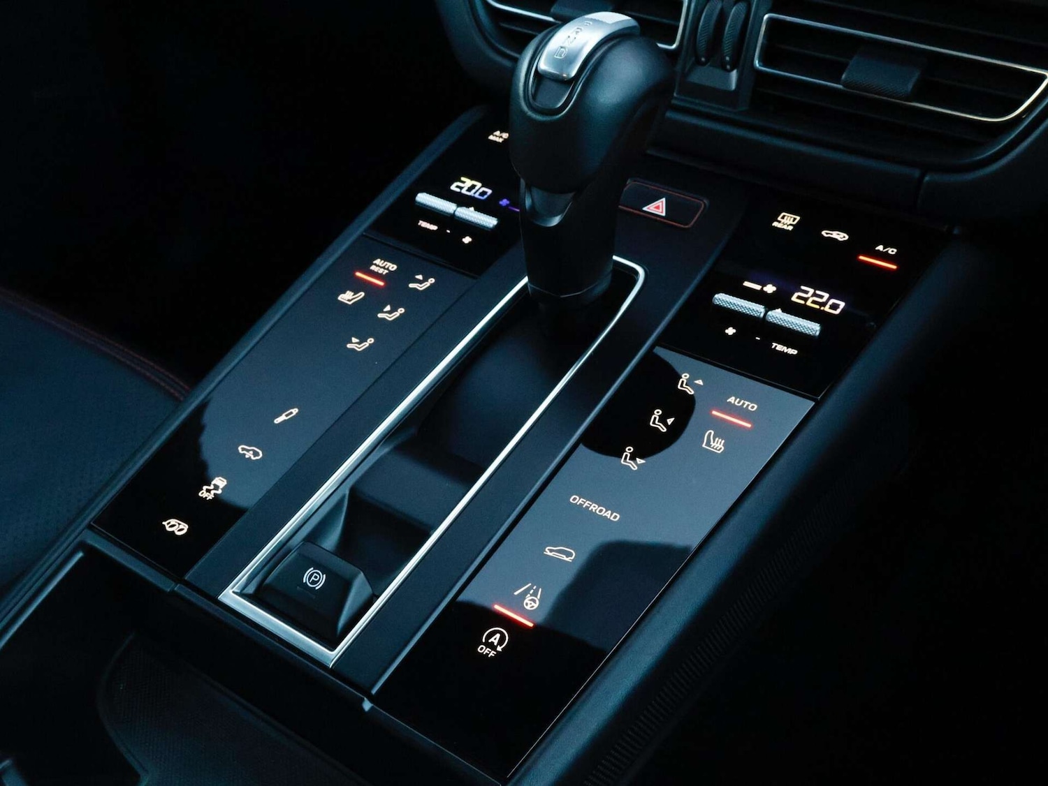 Used Porsche Macan 2023 for sale - 76797237: Photo 17