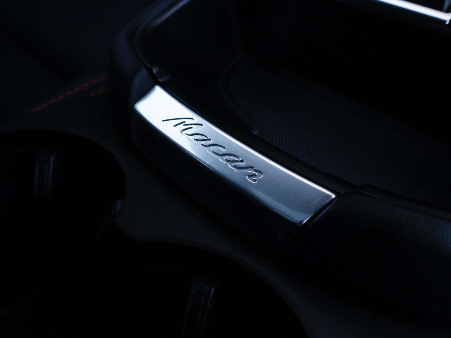 Used Porsche Macan 2023 for sale - 76797237: Photo 19