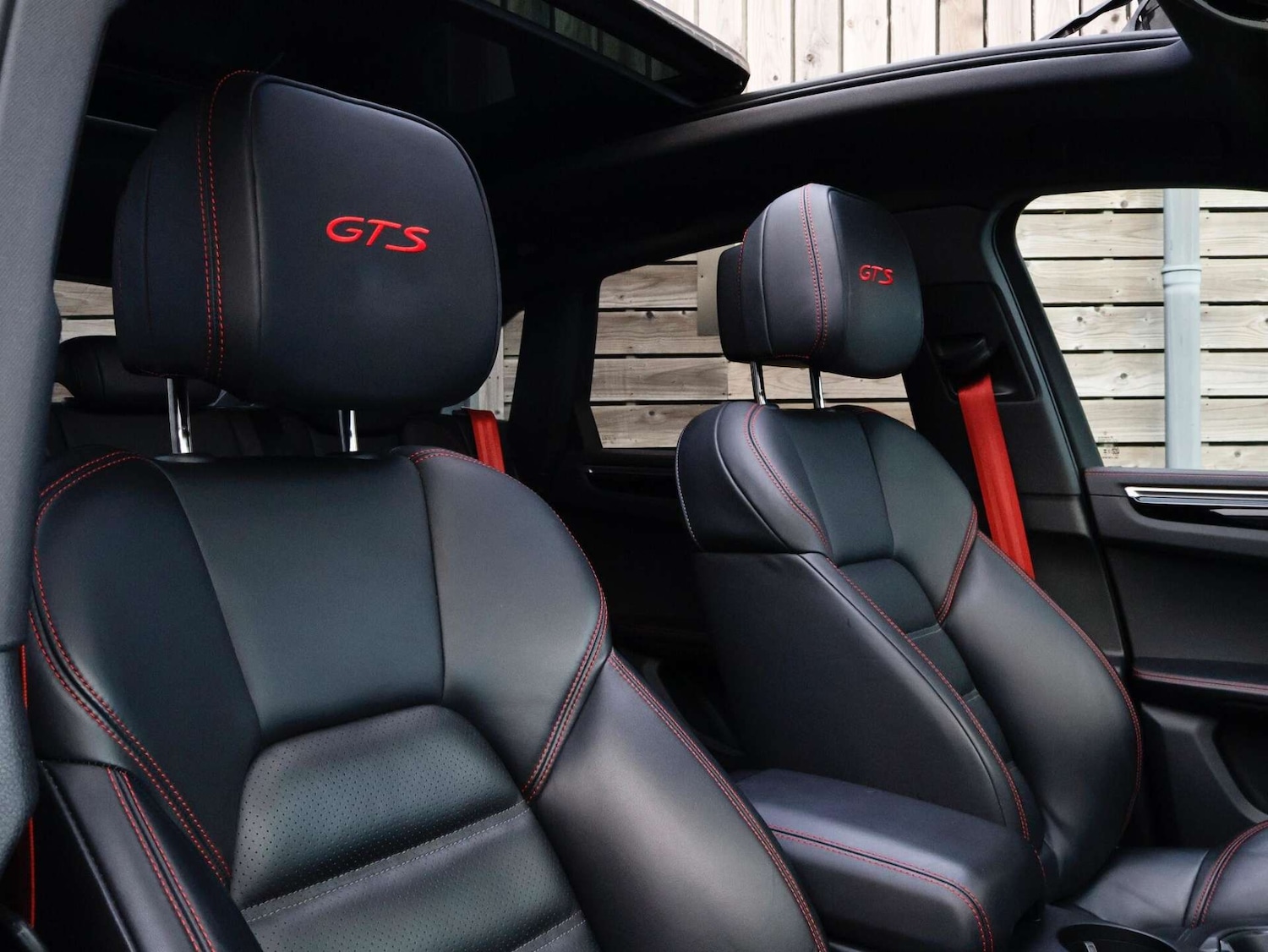 Used Porsche Macan 2023 for sale - 76797237: Photo 29