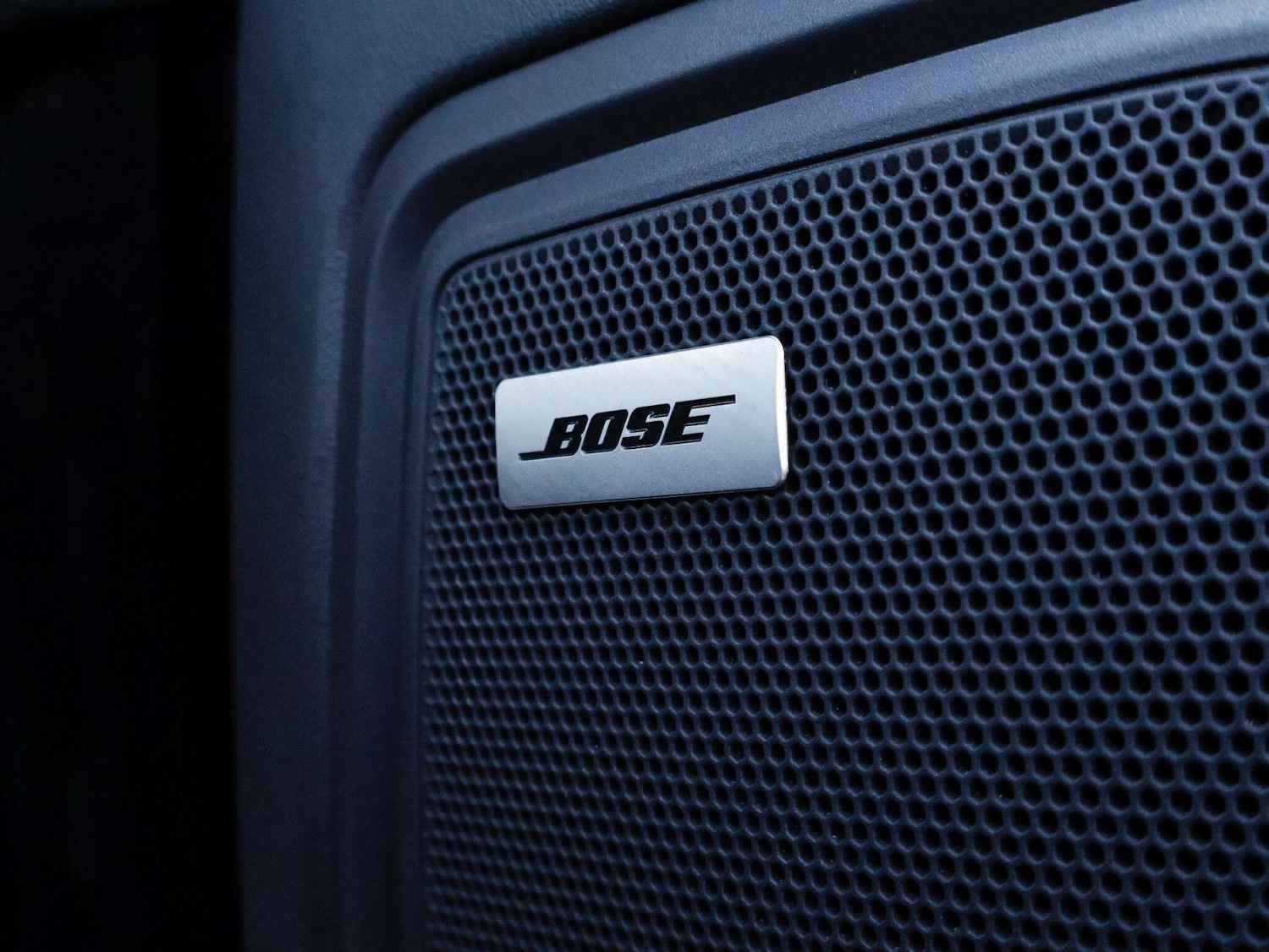 Used Porsche Macan 2023 for sale - 76797237: Photo 41