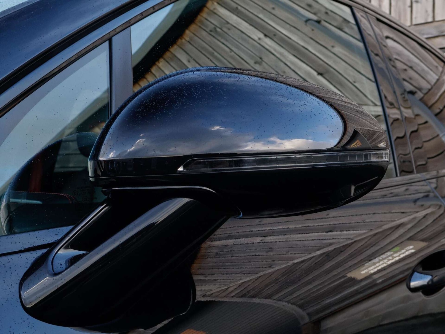 Used Porsche Macan 2023 for sale - 76797237: Photo 44