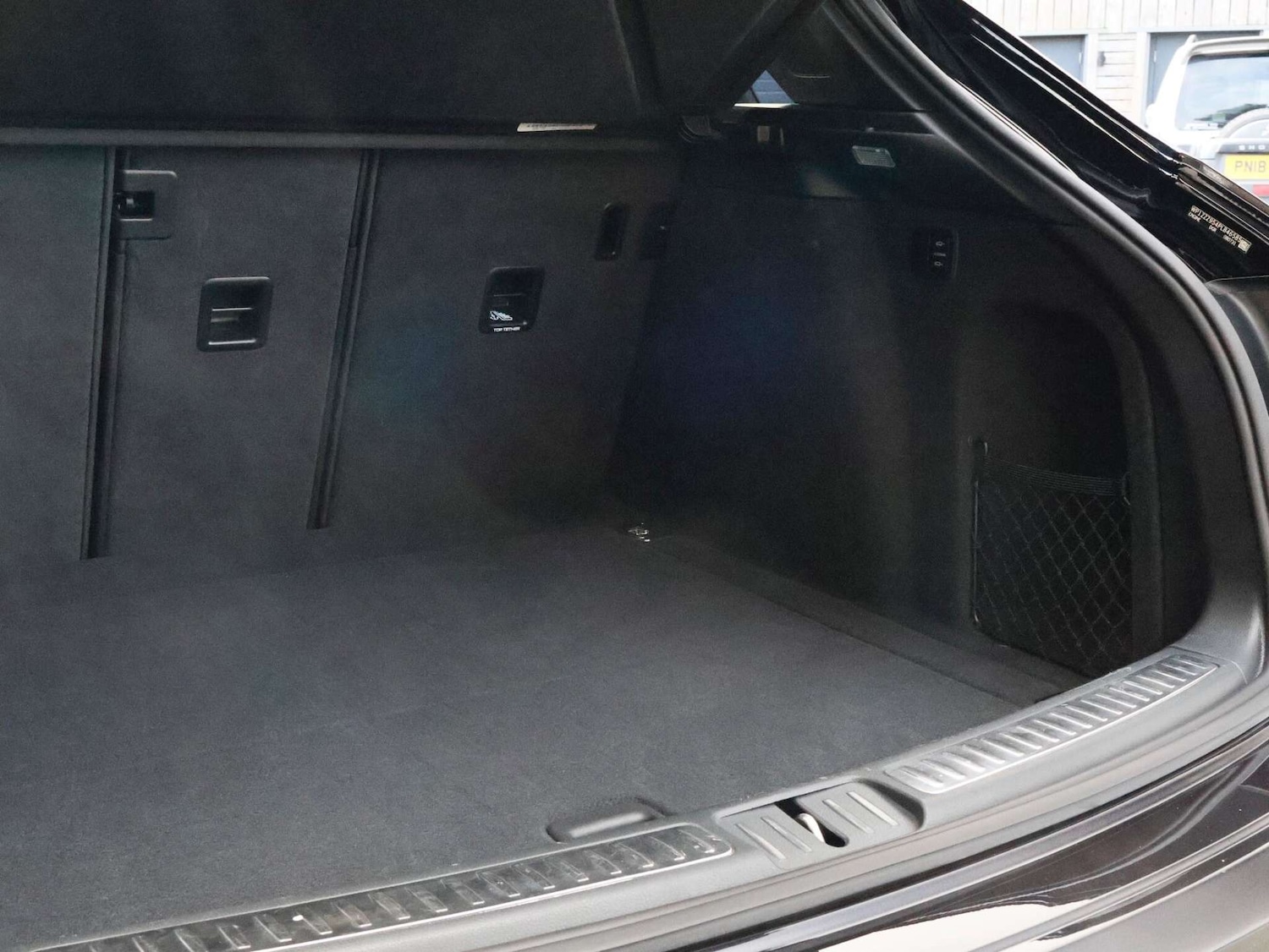 Used Porsche Macan 2023 for sale - 76797237: Photo 48