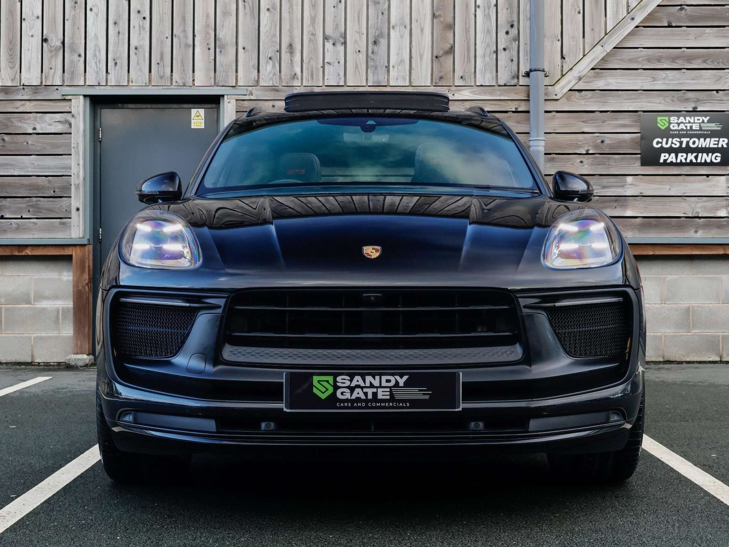 Used Porsche Macan 2023 for sale - 76797237: Photo 5