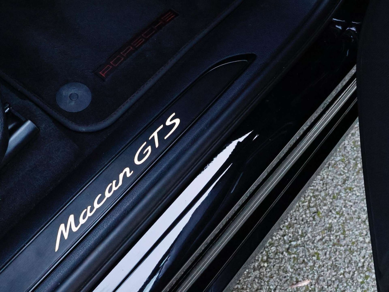 Used Porsche Macan 2023 for sale - 76797237: Photo 56