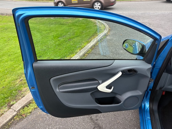 Used Ford Ka 2010 for sale - 76339935: Photo 24