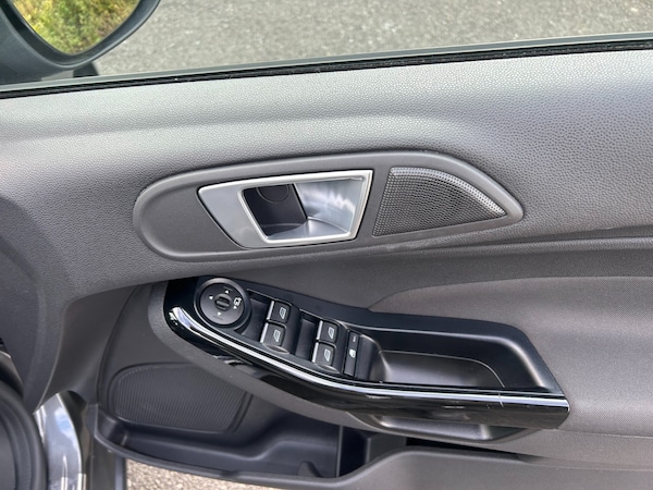 Used Ford Fiesta 2016 for sale - 76243256: Photo 20
