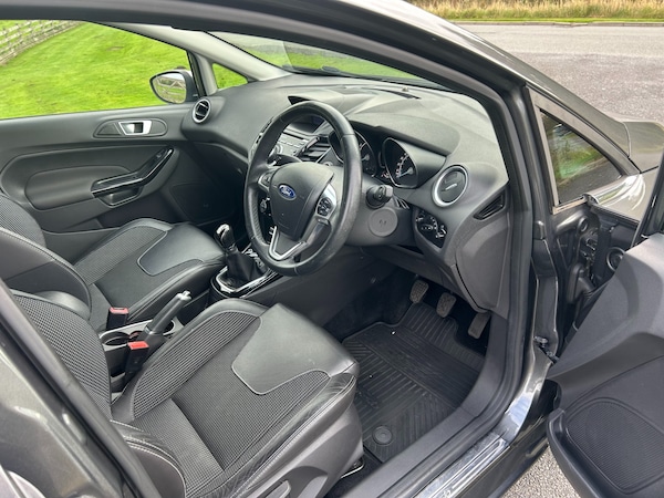 Used Ford Fiesta 2016 for sale - 76243256: Photo 21