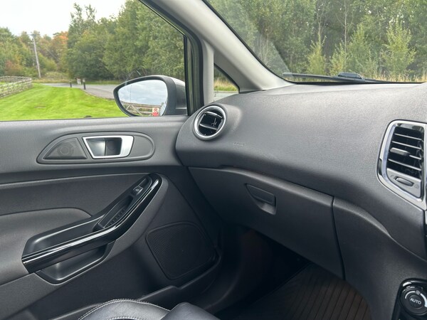 Used Ford Fiesta 2016 for sale - 76243256: Photo 29